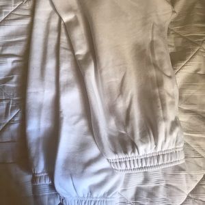 Boohoo white sweatpants/joggers